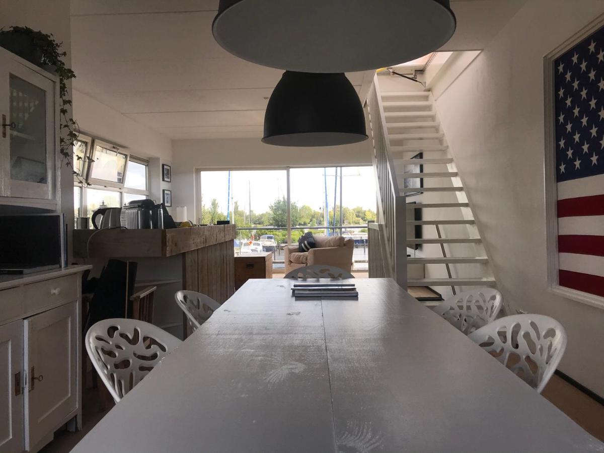 Villa The Boathouse With Boat Aalsmeer Esterno foto