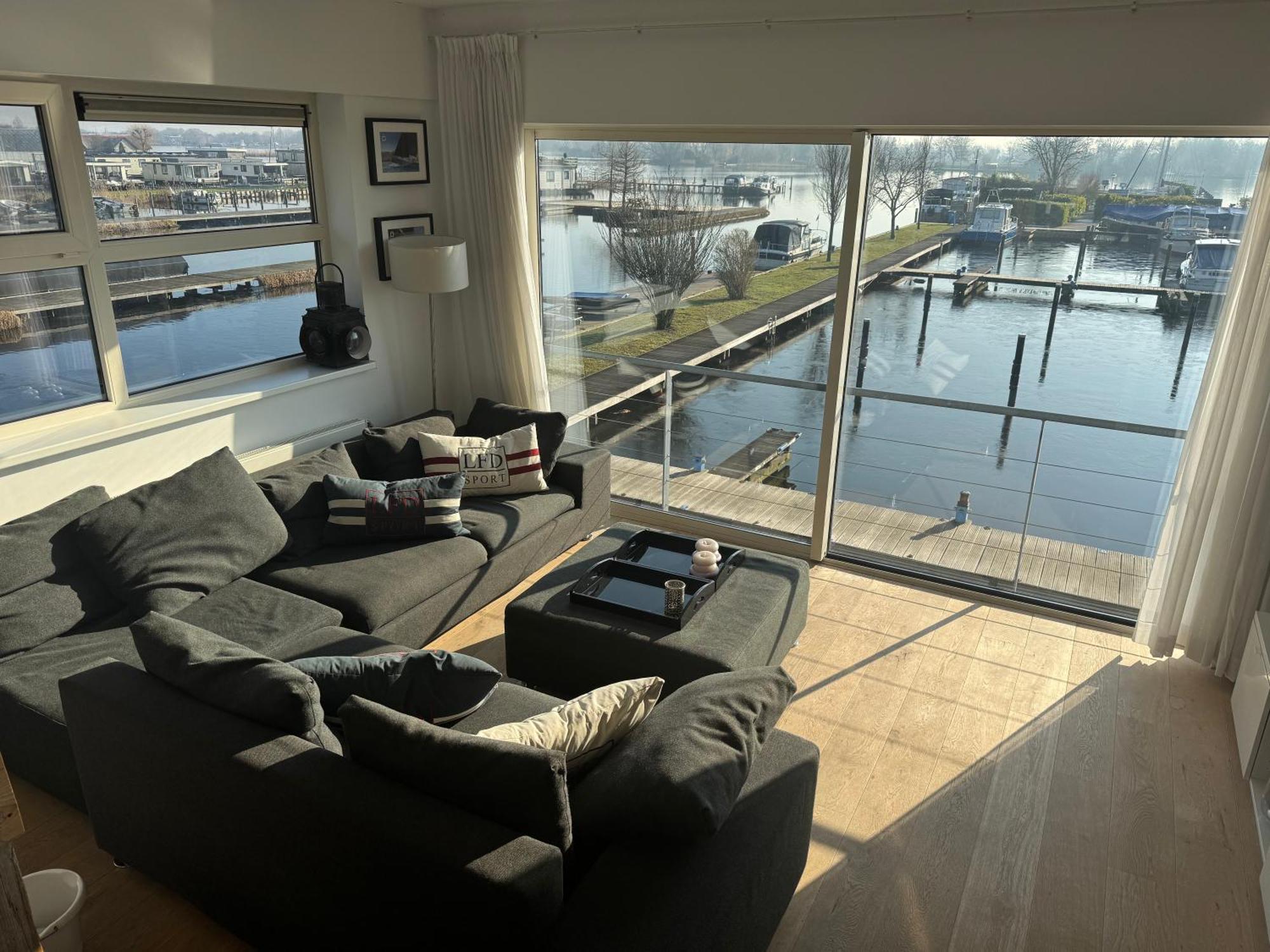 Villa The Boathouse With Boat Aalsmeer Esterno foto
